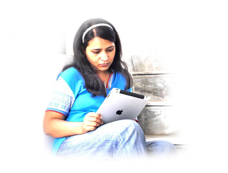 Aabha Pandey :: visualizer, responsive ui-ux designer, custom js expert
